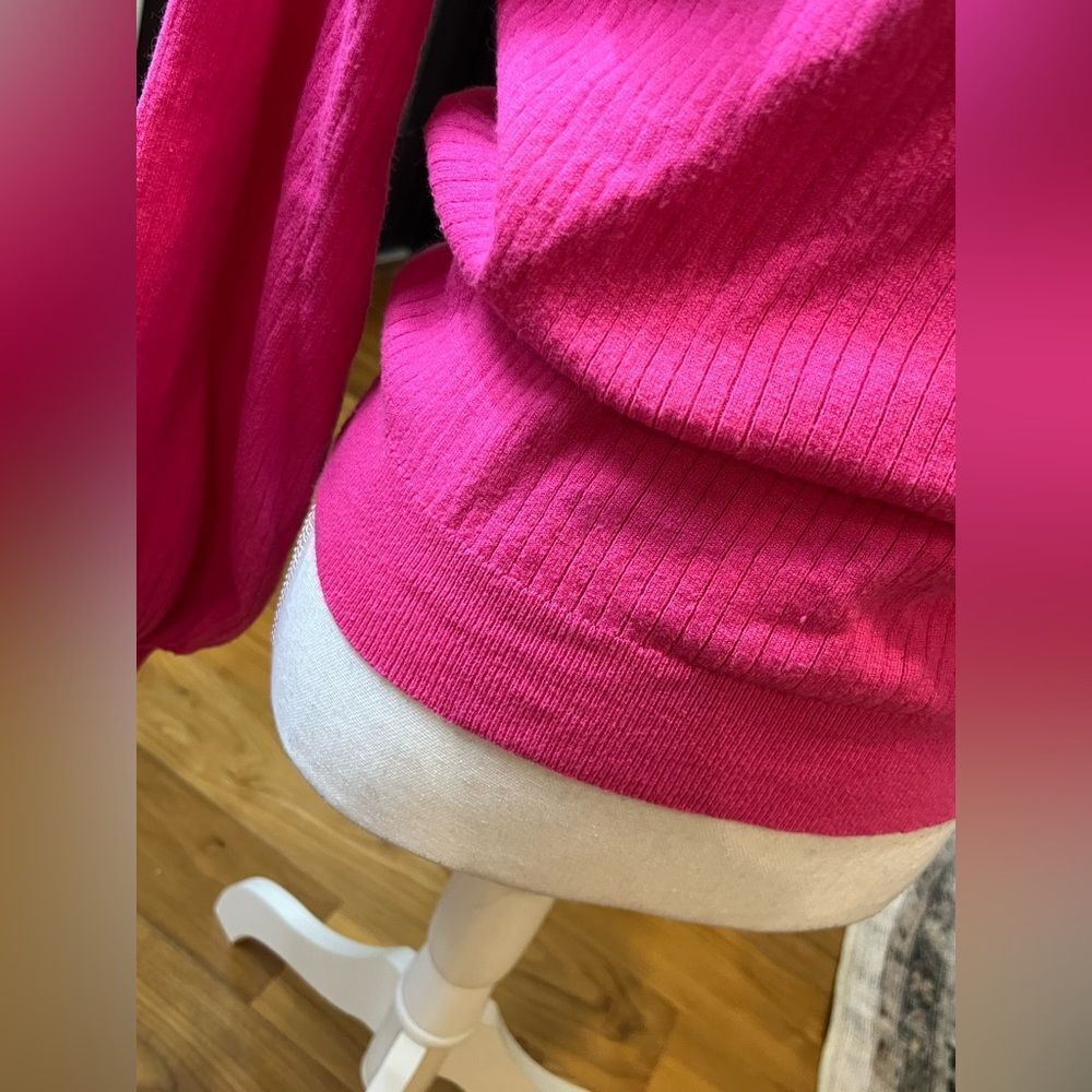 & Merci womens hot Pink Ruffled sweater size L - Picture 3 of 8